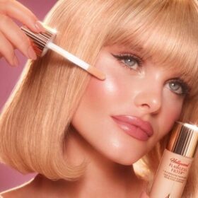 BEAUTY CHECK-IN KIT – TRUSĂ DE MACHIAJ ÎN FORMAT DE CĂLĂTORIE