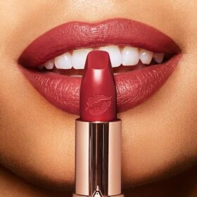 Hot Lips 2 VIVA LA VERGARA