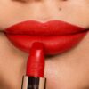 Hot Lips ÎI SPUN LUI LAURA