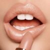 K.I.S.S.I.N.G NUDE KATE