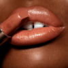 K.I.S.S.I.N.G NUDE ROMANCE