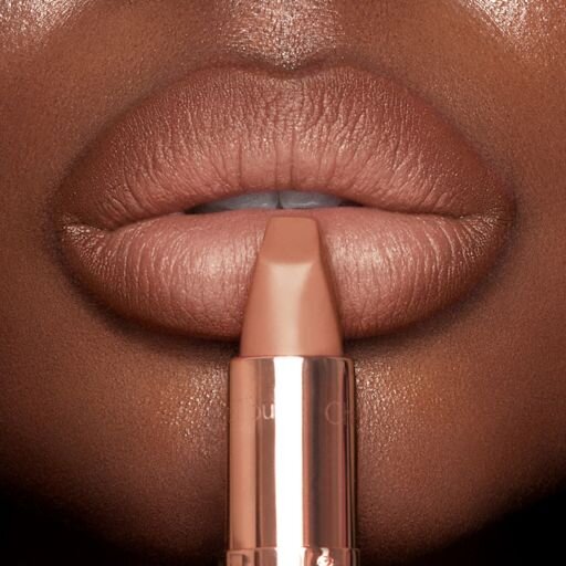 Matte Revolution a Super Nudes – COVER STAR
