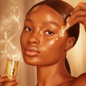 SETUL DE ÎNGRIJIRE A PIELII „RADIANCE SKINCARE” DE LA CHARLOTTE, PENTRU UN ASPECT CA LA SPA