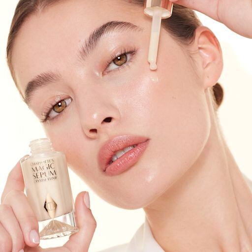 SETUR DE ÎNGRIJIRE A PIELII „ULTIMATE MAGIC SKIN ROUTINE” DE LA CHARLOTTE