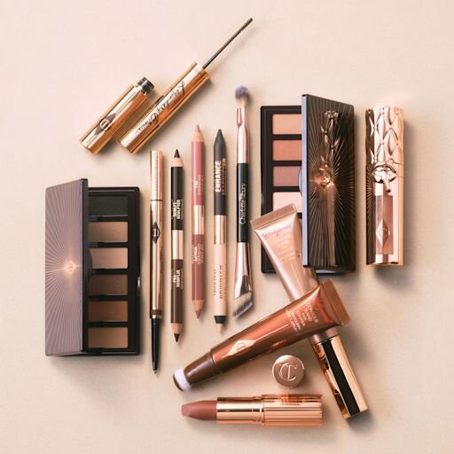 SUPER NUDES EASY EYE PALETTE – PALETĂ DE FARDURI DE PLEOAPE