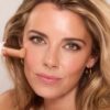 UNREAL SKIN SHEER GLOW TINT STIC DE FOND DE TEN HIDRATANT 5 MEDIUM